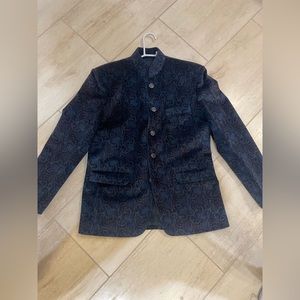 Mens Jodhpur Jacket.
Navy Tailored velvet look paisley.